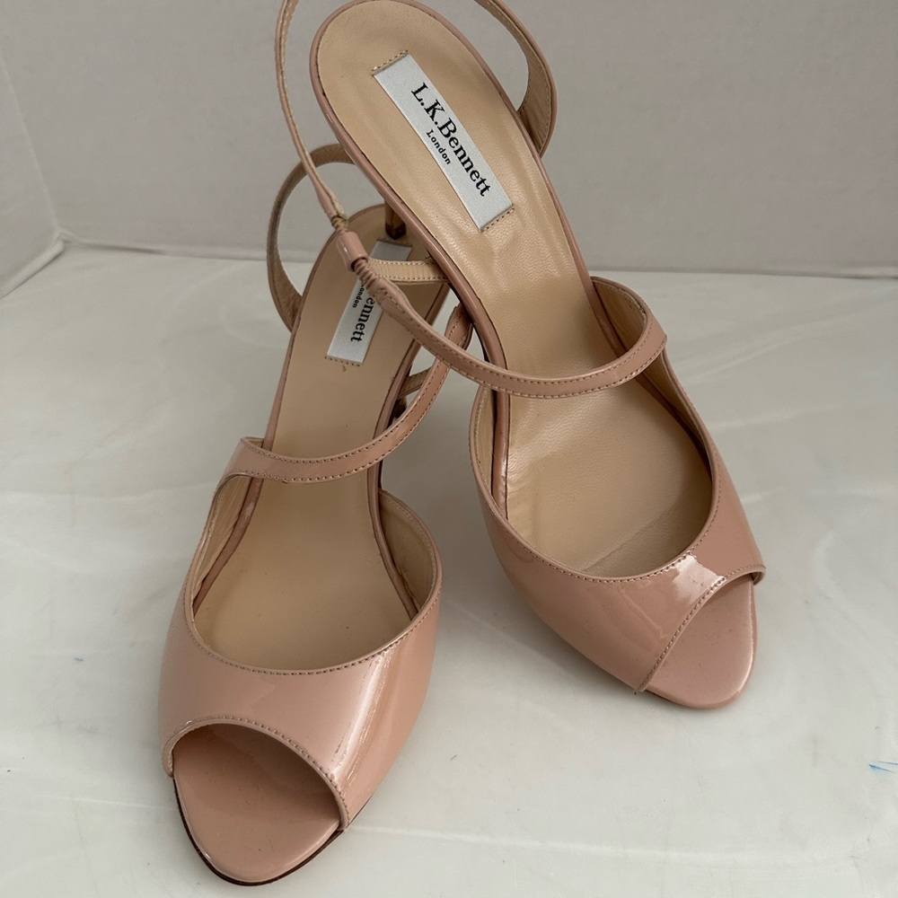 L.K. Bennett Blush Patent Leather Heels NEW ! Size 38